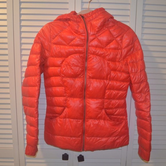 Lululemon puffer jacket - Picture 1 of 3